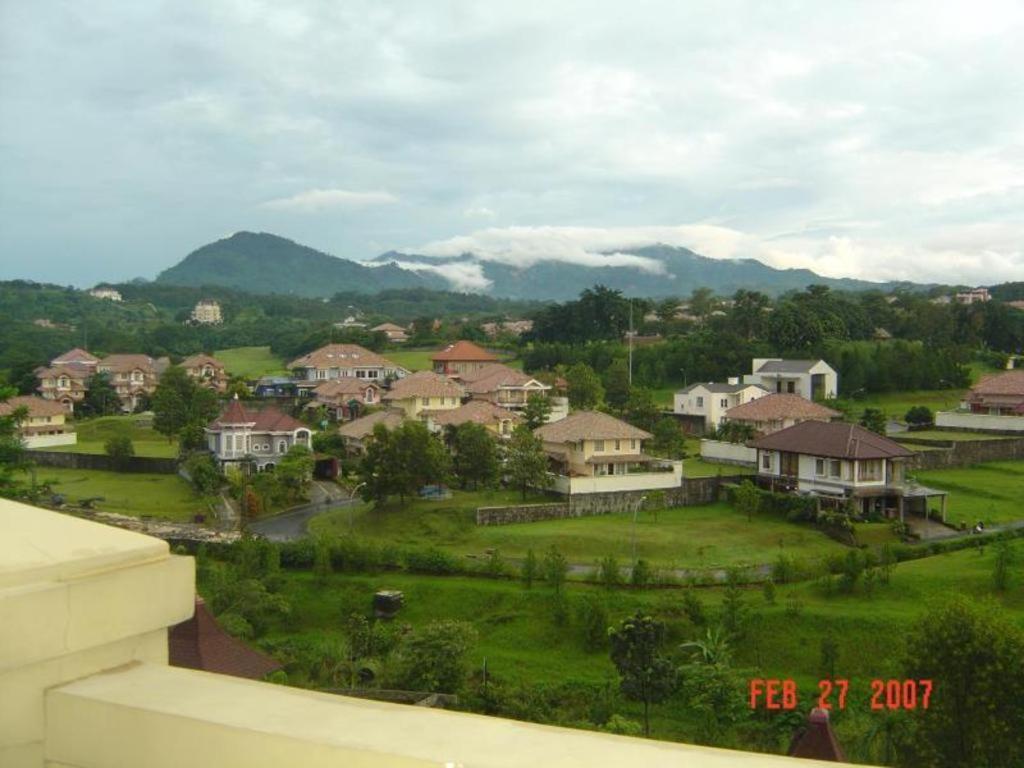 Green Wattana Hotel Sentul Bogor Eksteriør bilde
