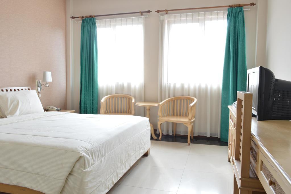 Green Wattana Hotel Sentul Bogor Eksteriør bilde