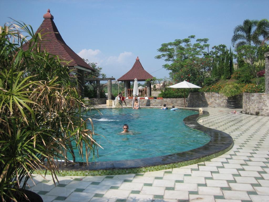 Green Wattana Hotel Sentul Bogor Eksteriør bilde