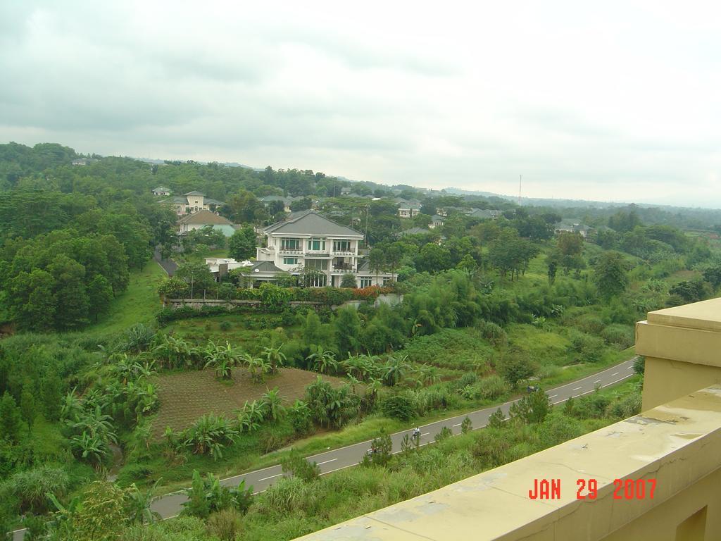 Green Wattana Hotel Sentul Bogor Eksteriør bilde