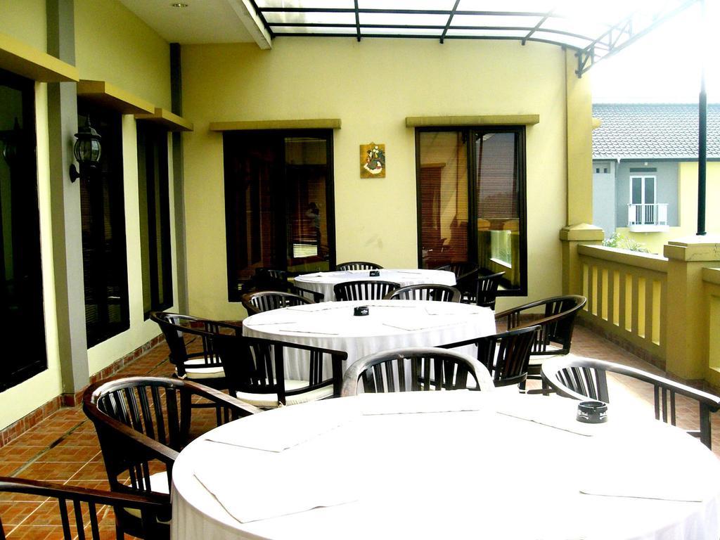 Green Wattana Hotel Sentul Bogor Eksteriør bilde